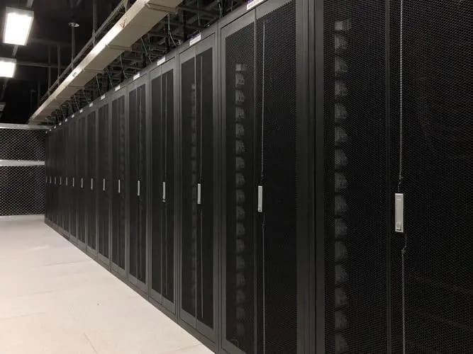 边坝服务器租用